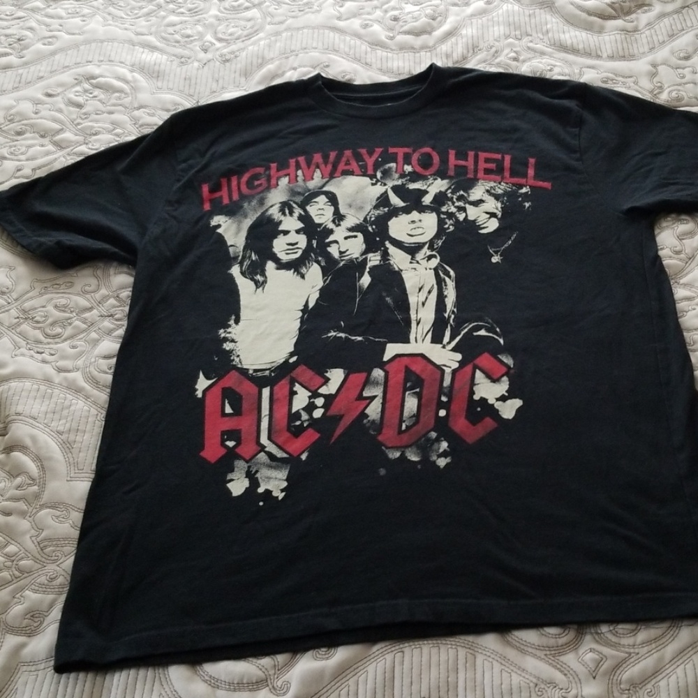 T shirt